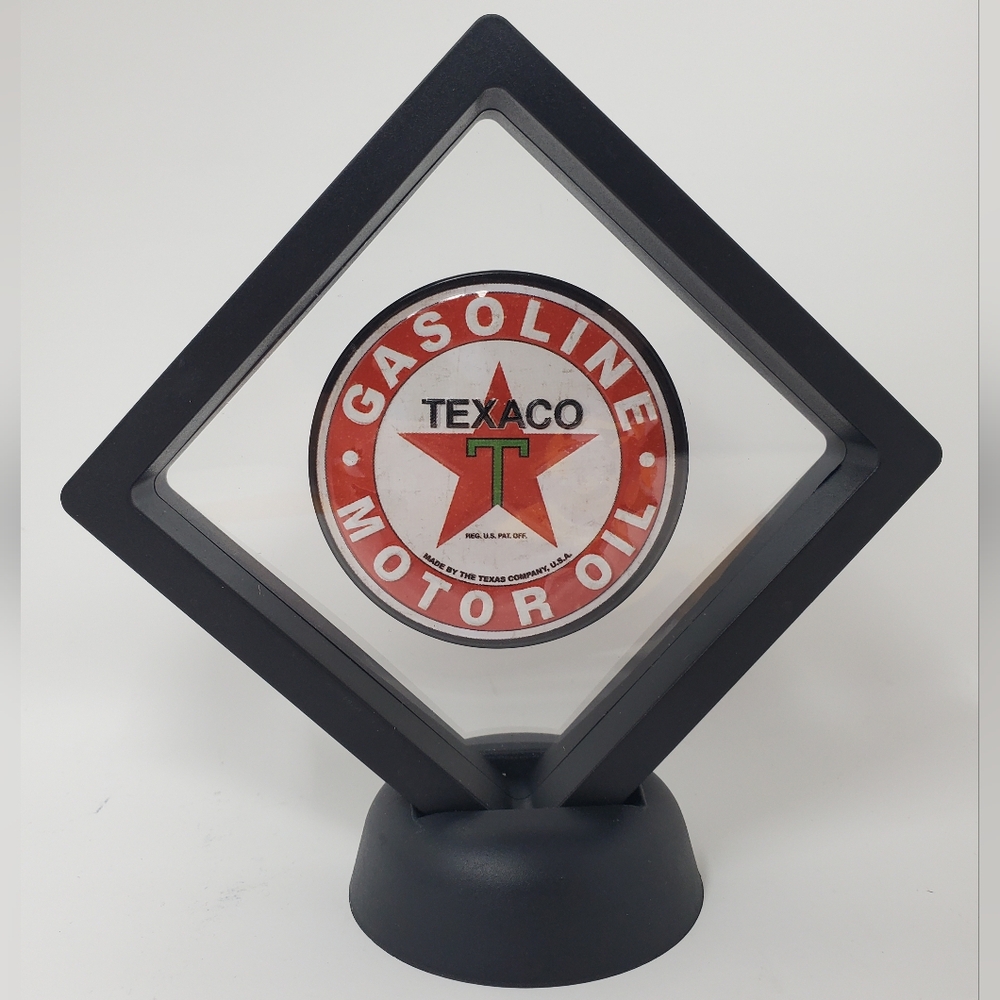 3D Floating TEXACO Gasoline & Motor Oil Display Case